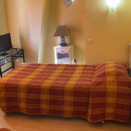 Hotel Beausejour ルーアン エクステリア 写真